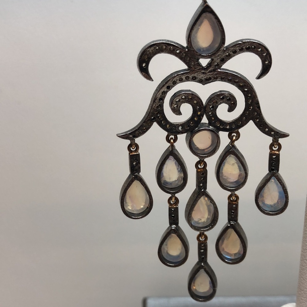 Monisha Melwani earrings - Picture 5 of 11